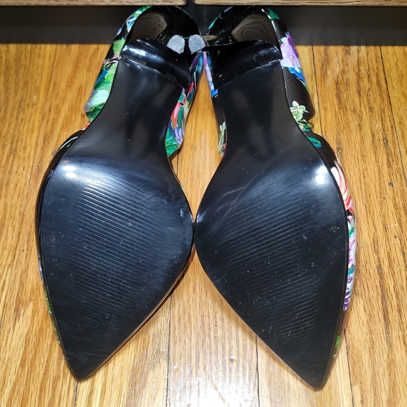 Steve Madden Floral Print Heels - Picture 5 of 6